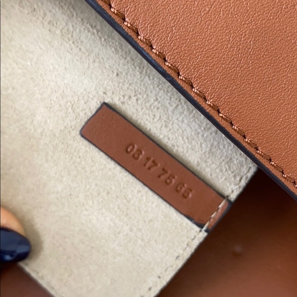 ❗️SOLD❗️Chloe | Faye Wallet on Strap - Picture 3 of 5